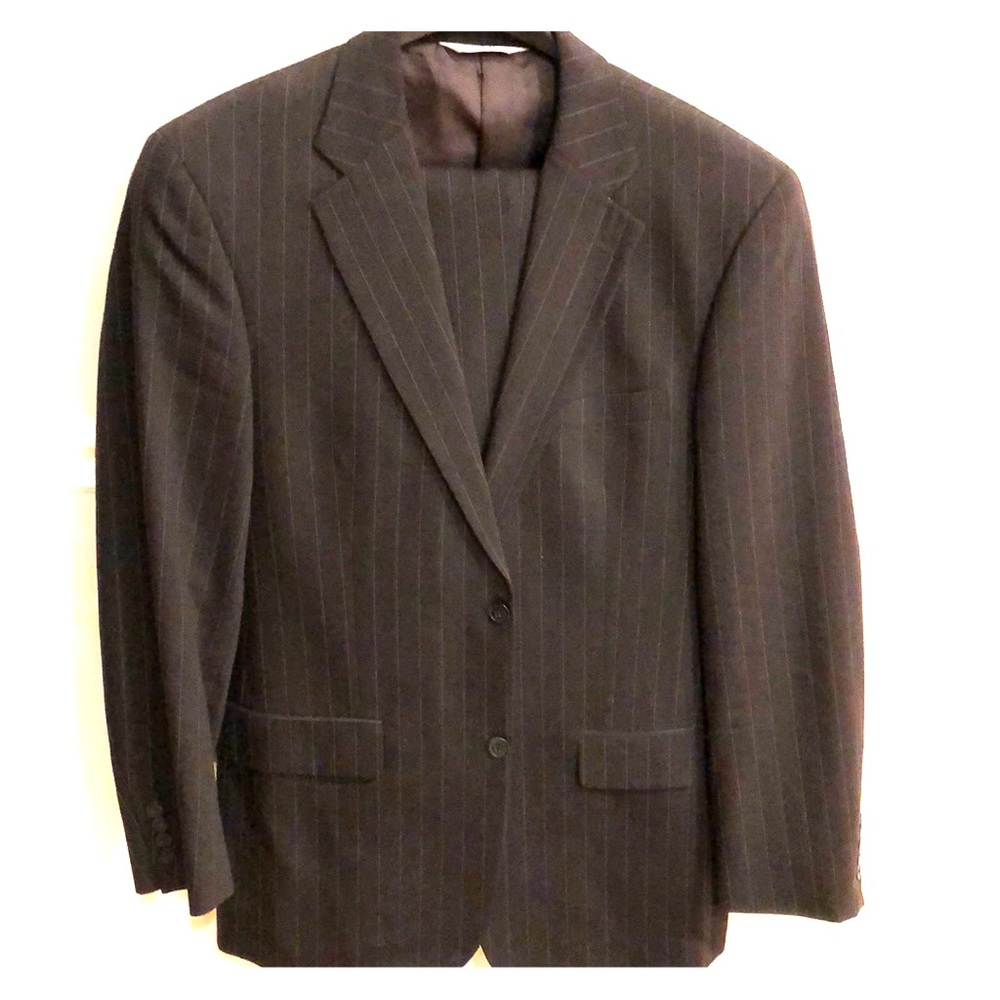 Brown Men’s Suite